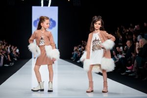 Modeshow - collectie najaar meisjes